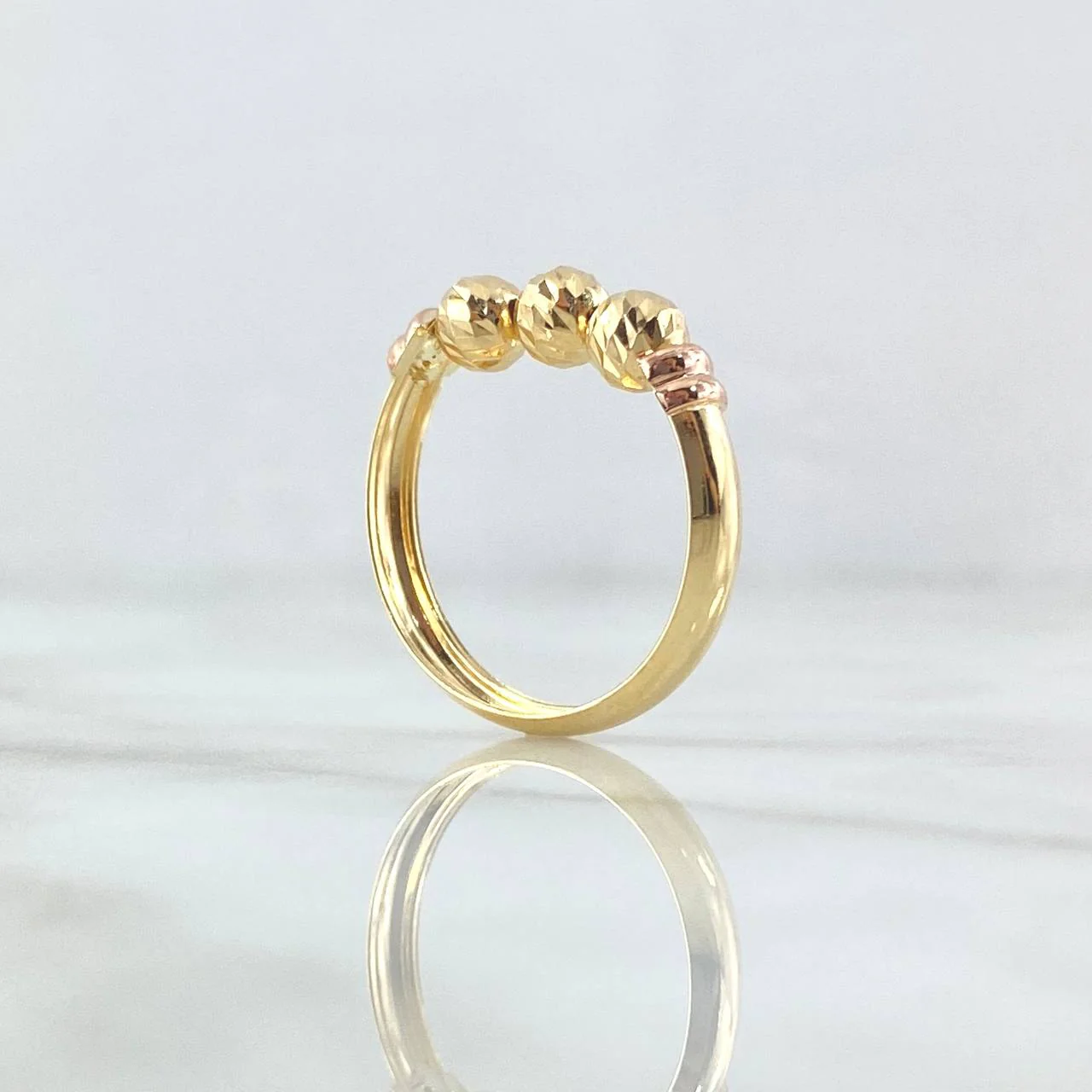 18K Yellow and Rose Gold Ring with Diamond-Cut Bead Trio – 1.55g, Size 7.75