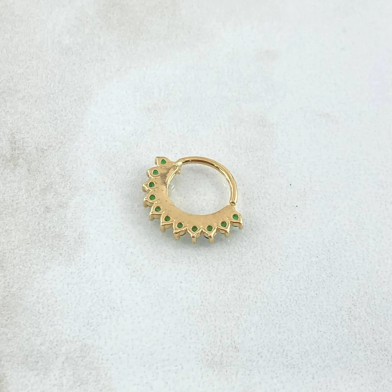 18K Yellow Gold “Maya Tiara” Earcuff with Green Zircons – 0.9g, 1.3cm