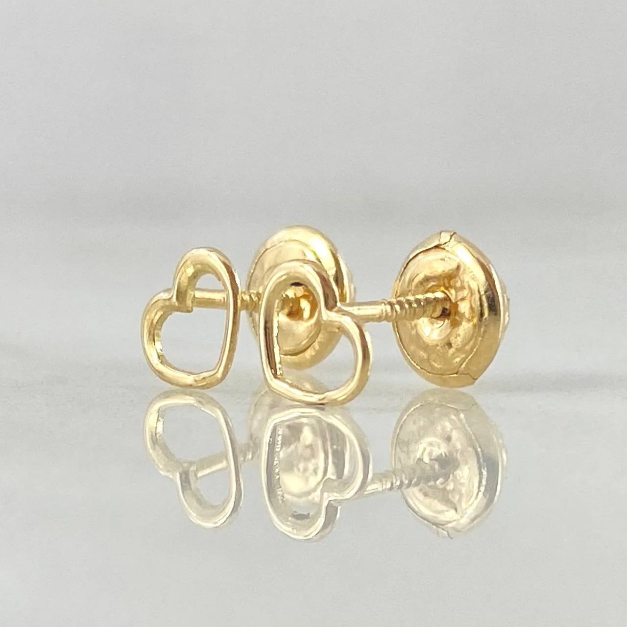18K Yellow Gold Heart Silhouette Stud Earrings – 0.5g, 4.8mm