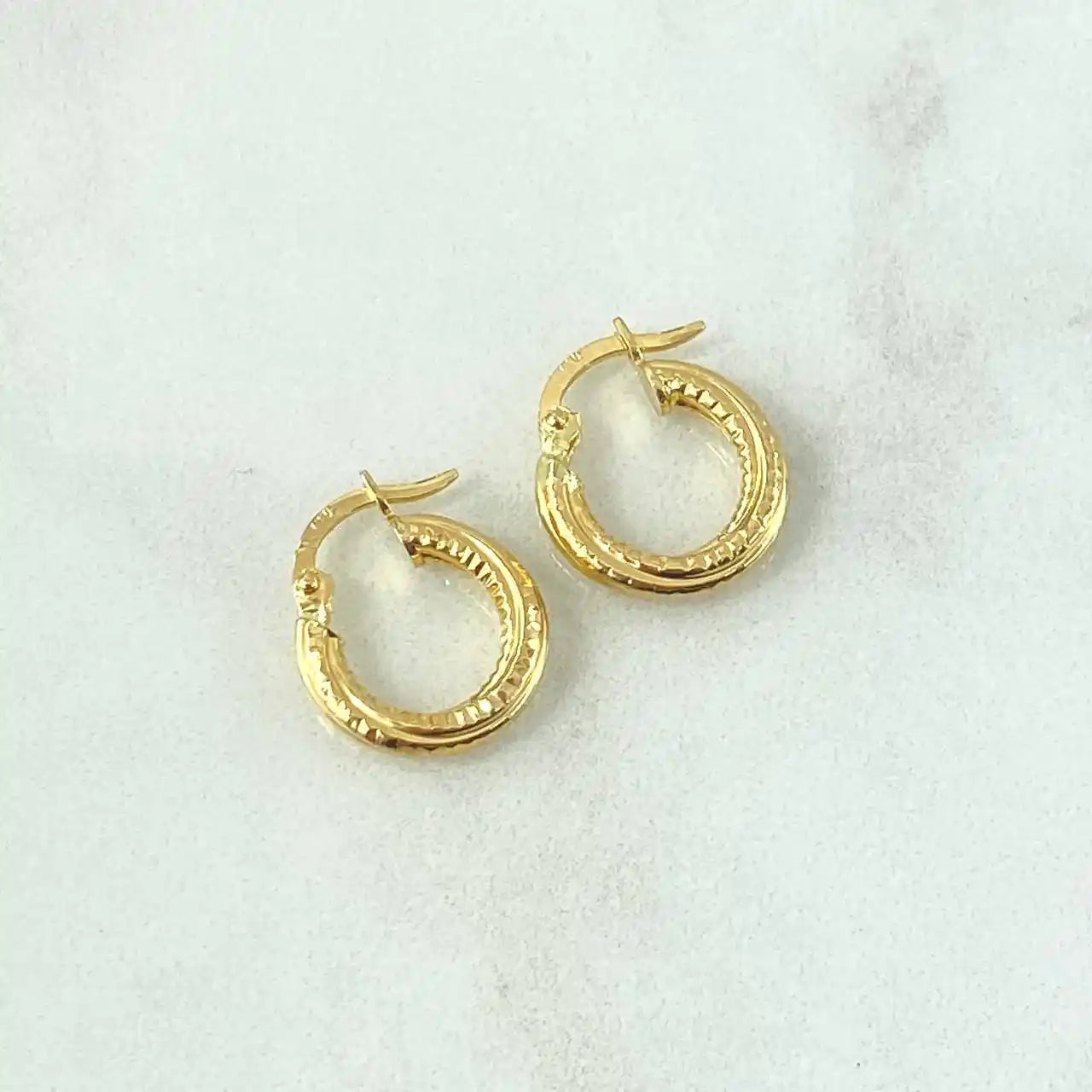  18K Gold Hoop Earrings – Mai Style – 1.15g / 1.5cm