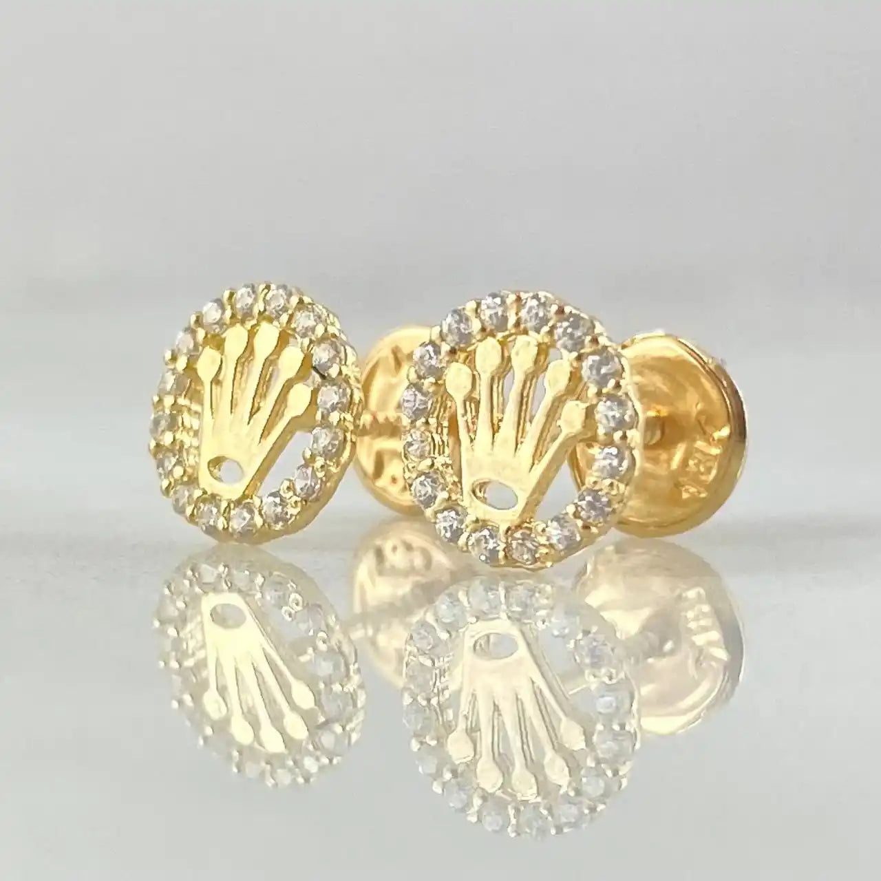 18K Gold Stud Earrings – Crown Seal Design – 0.95g