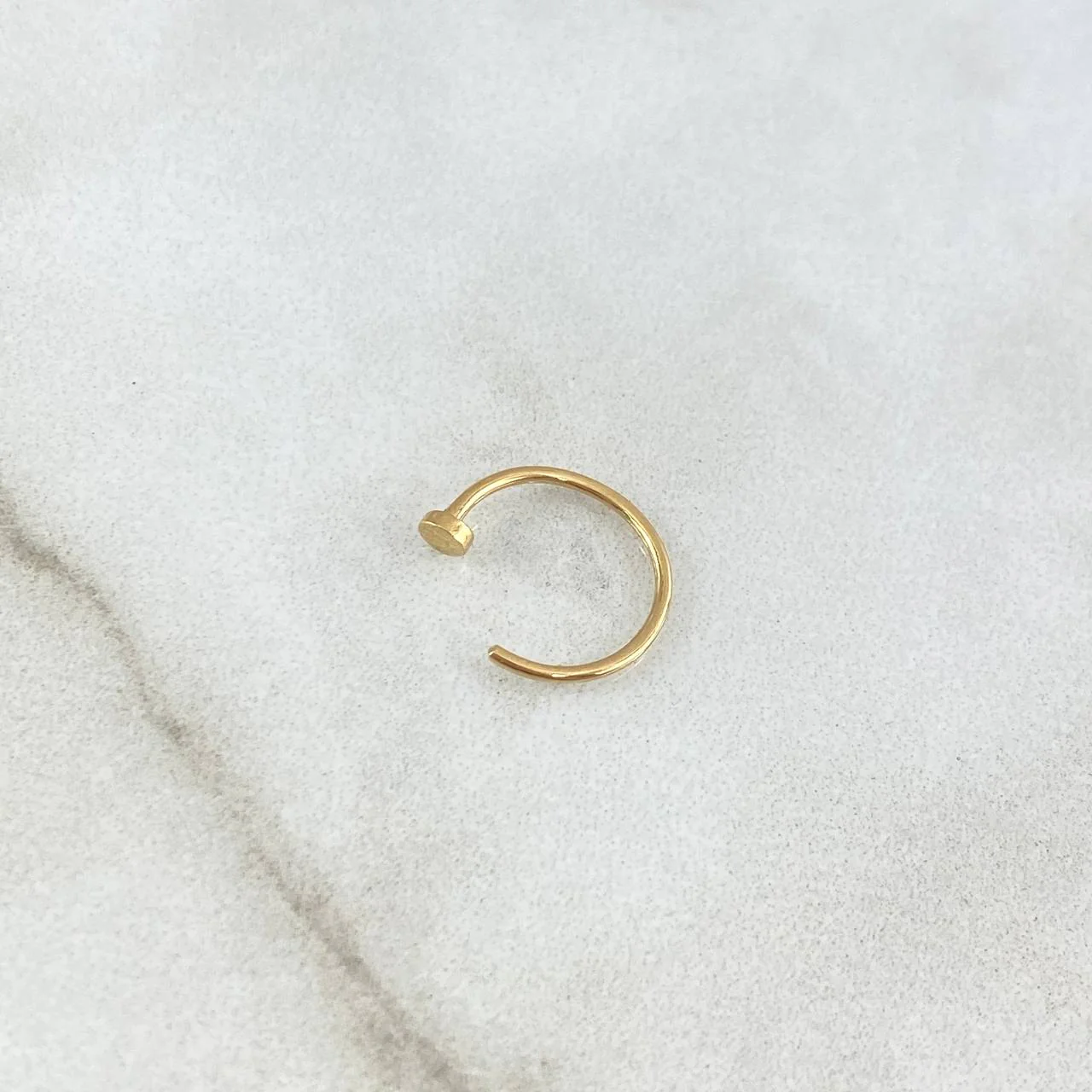 18K Yellow Gold Flat-Head Curved Piercing – 0.3g, 1.1cm