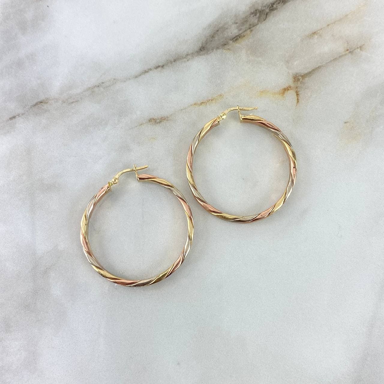 18K Tri-Color Gold “Ruka” Hoop Earrings – 5.95g, 4cm