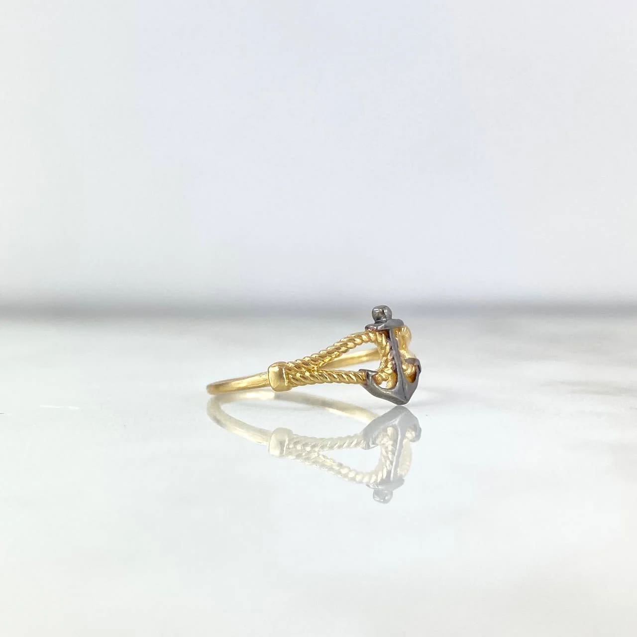18K Yellow Gold Nautical Knot Anchor Ring – 1.9g, Size 7.5