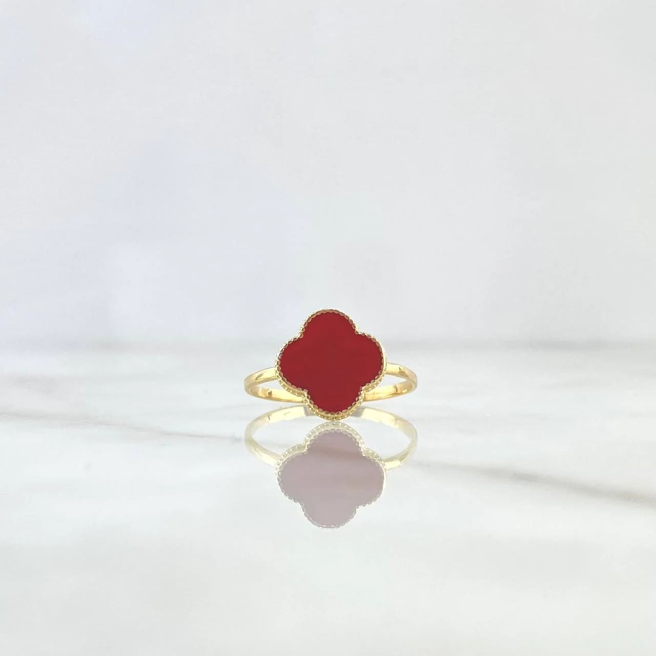 18K Yellow Gold Clover VCyA Ring with Electrostatic Red Detail – 1.9g, Size 7.5