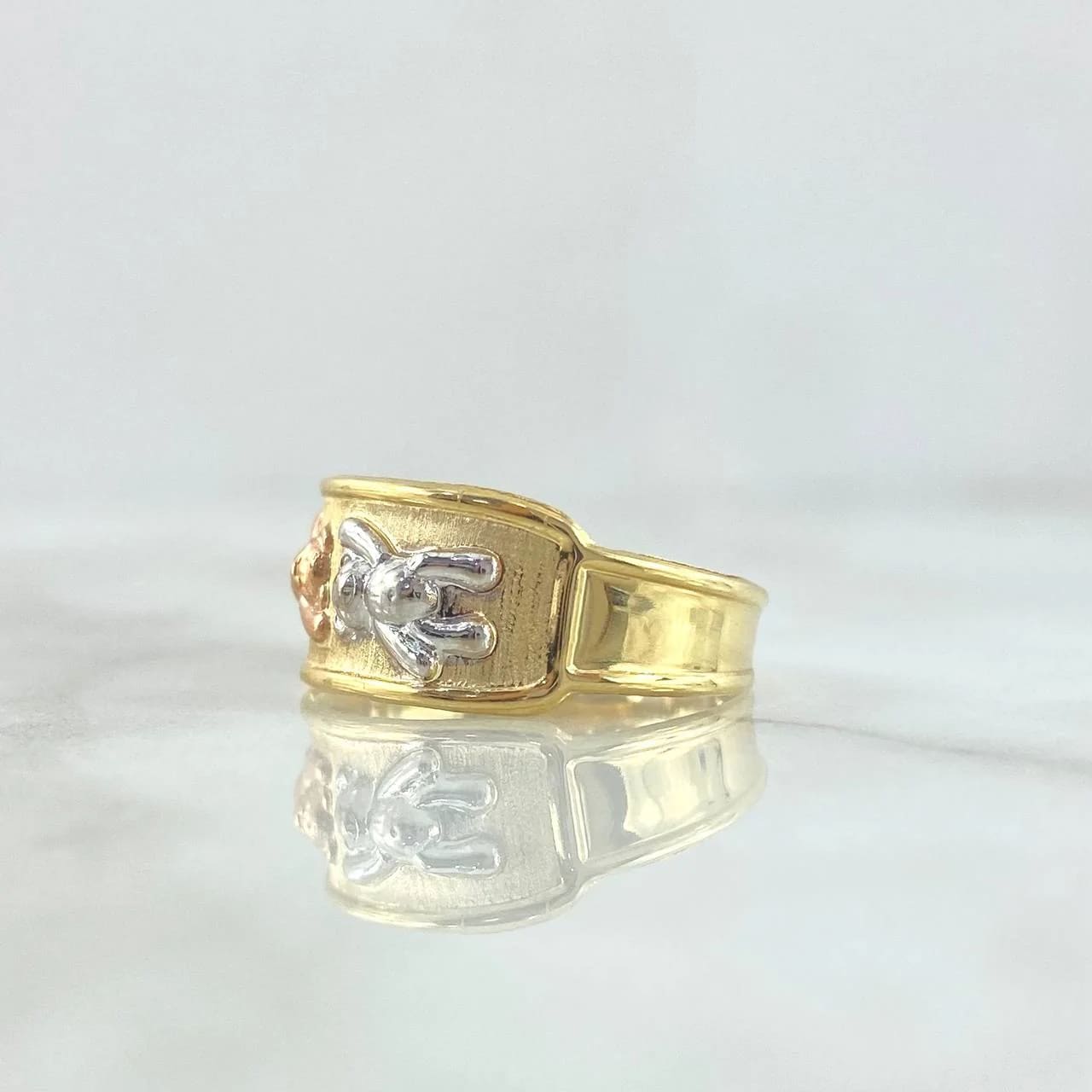 18K Tri-Color Gold Double Bear Signet Ring – 1.9g, Size 9.25, Textured Finish