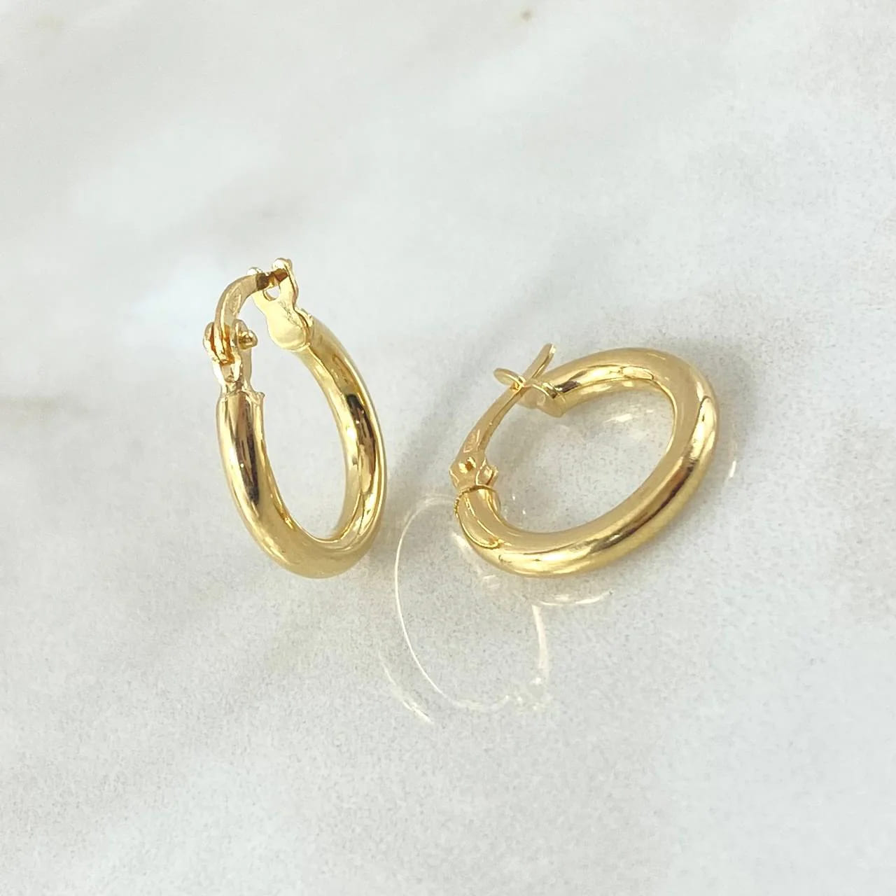 18K Yellow Gold Polished “Jass” Hoop Earrings – 1.85g, 1.7cm